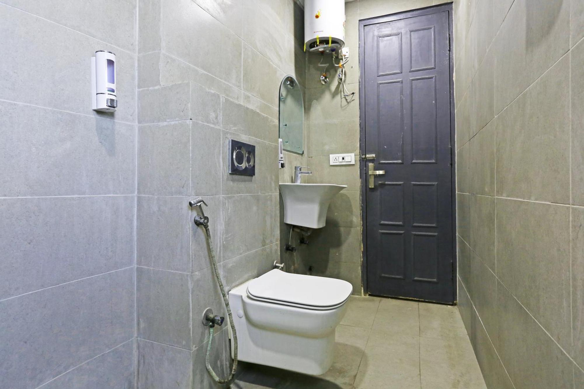 Hotel Twamev Residency Uttam Nagar Couple Friendly Delhi  Luaran gambar
