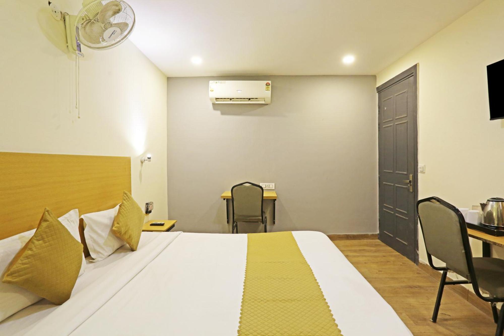 Hotel Twamev Residency Uttam Nagar Couple Friendly Delhi  Luaran gambar