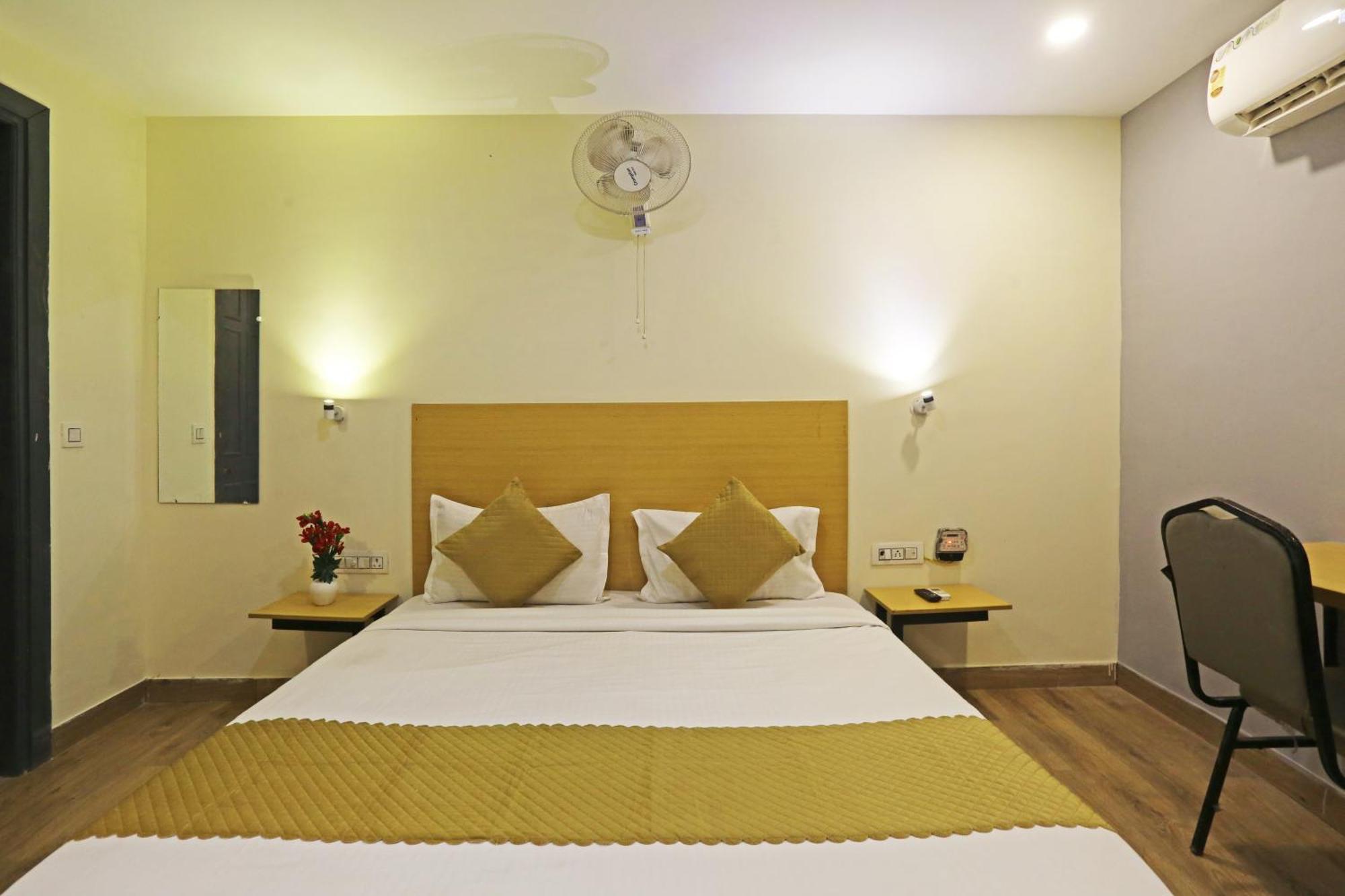 Hotel Twamev Residency Uttam Nagar Couple Friendly Delhi  Luaran gambar